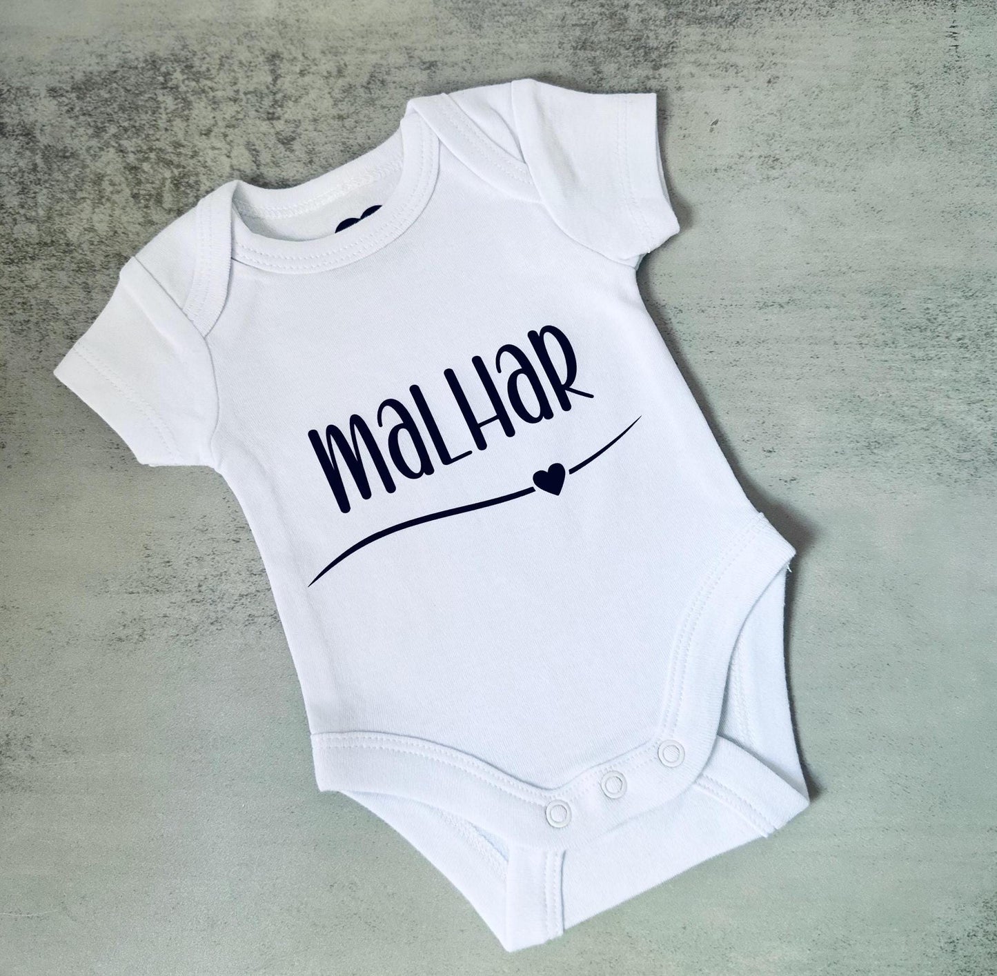 Baby name announcement custom bodysuit, personalised text newborn romper, simple custom pregnancy announcement idea, personalised onsie