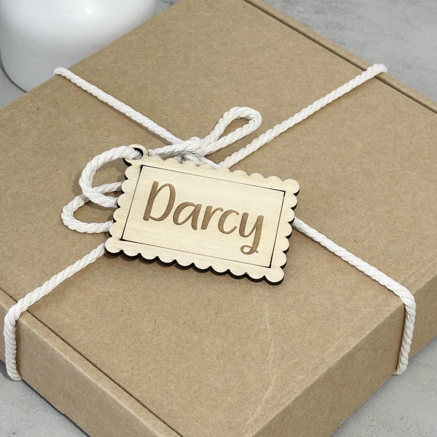 Personalised Reusable Wooden Gift Tag | Custom Christmas Timber Stocking Name Label | Modern Sustainable Xmas Tag | Bag Keyring | Scalloped