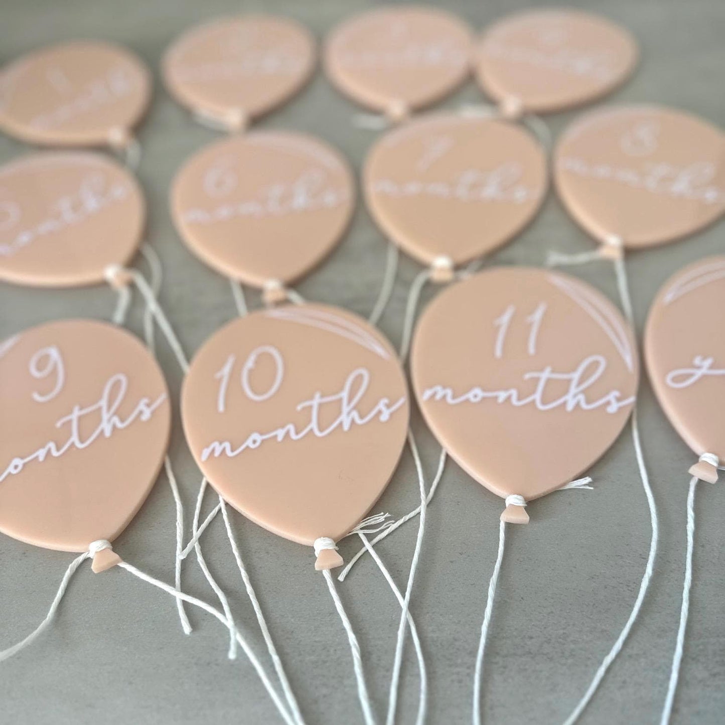 Balloon Monthly Milestone Discs Set | Balloon-Shaped Baby Photo Props | My First Year Set of 13 Acrylic Balloon Plaques