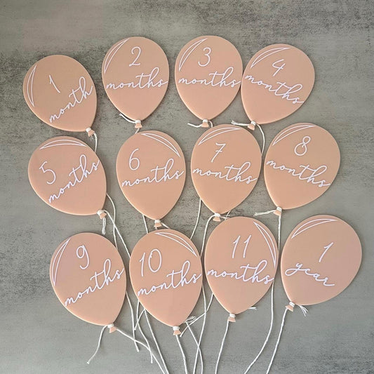 Balloon Monthly Milestone Discs Set | Balloon-Shaped Baby Photo Props | My First Year Set of 13 Acrylic Balloon Plaques