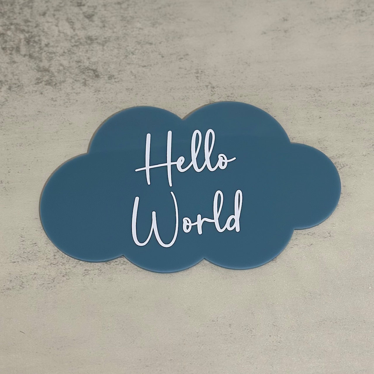 'Hello World' Cloud-Shaped Plaque