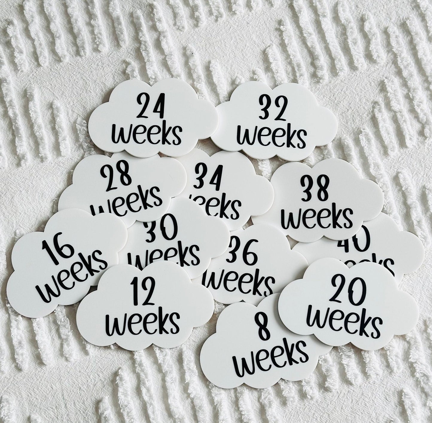 Cloud-shaped pregnancy milestone discs, monthly pregnancy milestone set, pregnancy photo props, baby shower gift, pregnancy keepsake gift